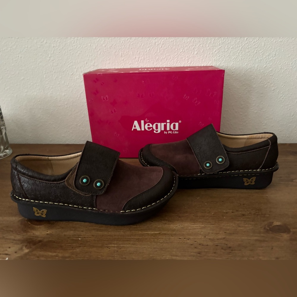 Alegria Womens Brown Shoes. Size 8. Worn once. $48